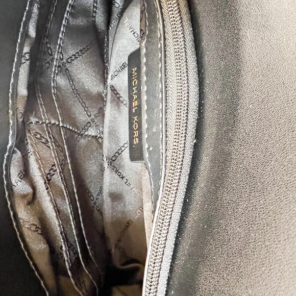 Michael Kors Jet Set Large Flap Shoulder Crossbody Bag Black - Picture 8 of 11